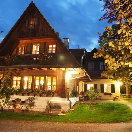 Wirtshaus Jagawirt Han/Misafirhane Sommereben